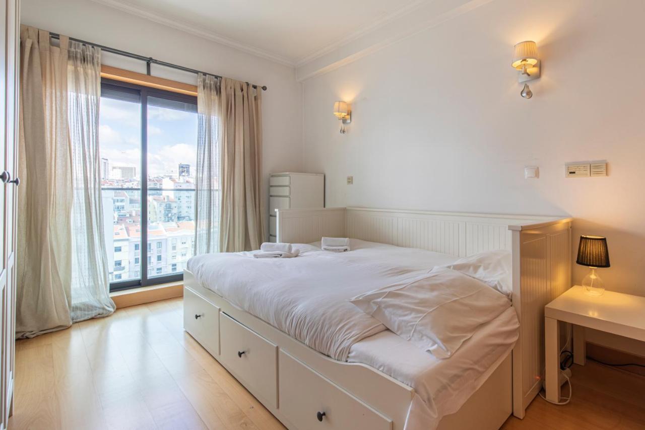 Lovelystay - Modern Apartment In Anjos Lissabon Exterior foto